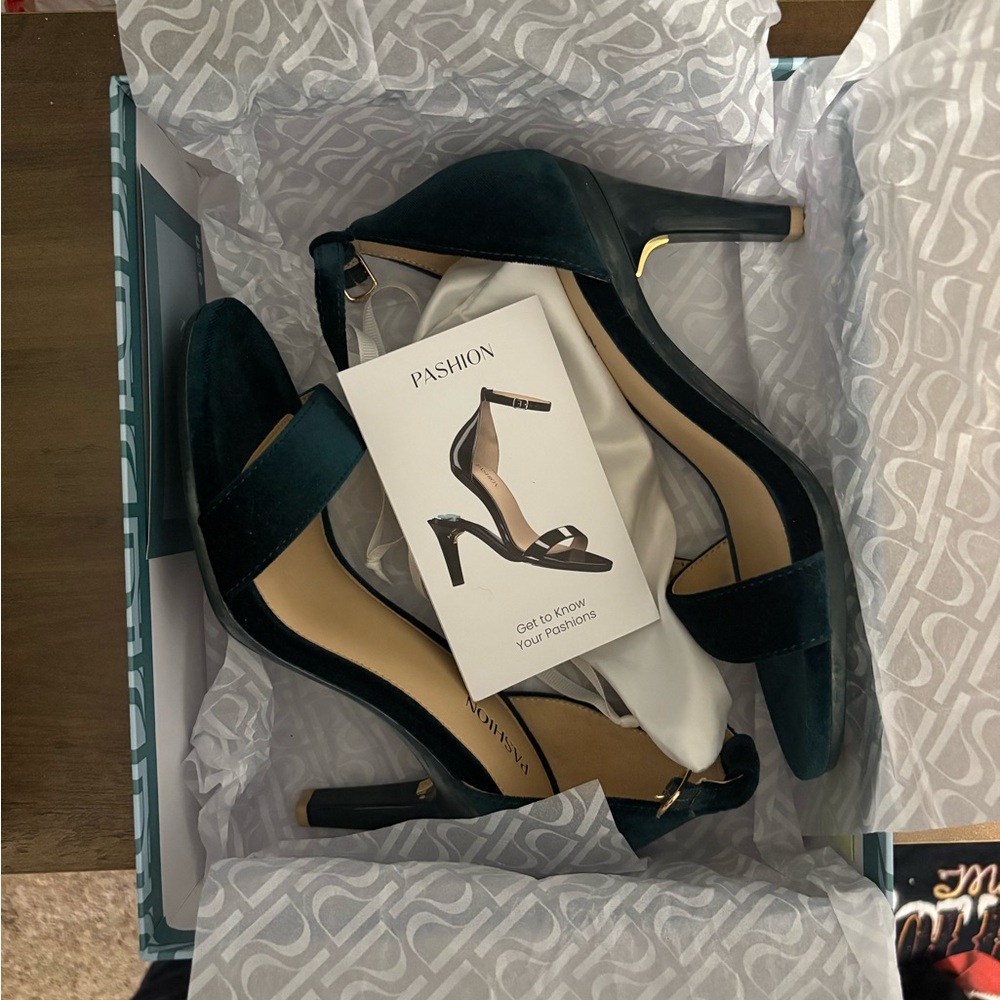 Pashion Footwear “The Pashionista” Forest Velvet Heels